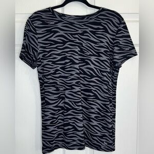Victoria's Secret Pink Women's Zebra Print Short Sleeve T-Shirt - Size Large